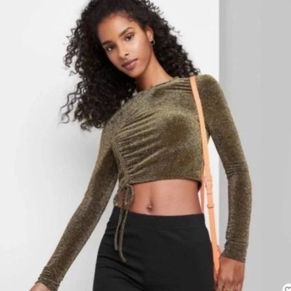 🌸LAST PRICE🍒🤍 WILD FABLE golden blouse ♥️ - Picture 2 of 8